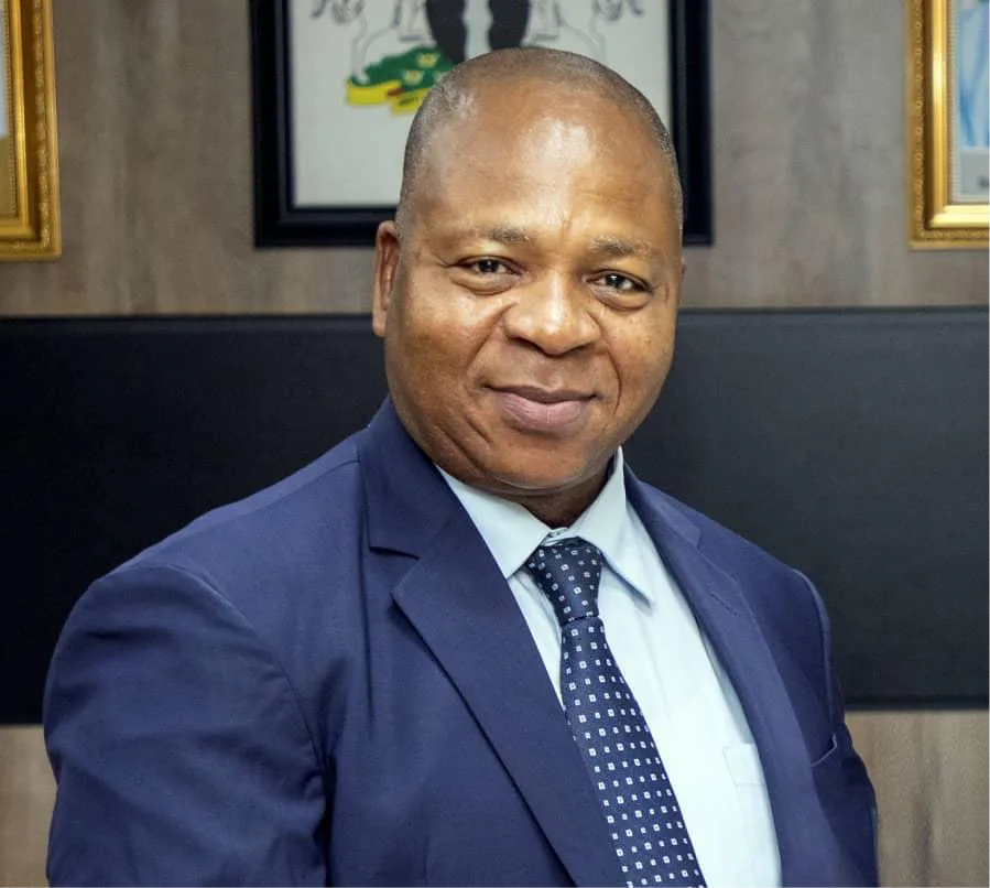 Dr. Maurice Mbaeri